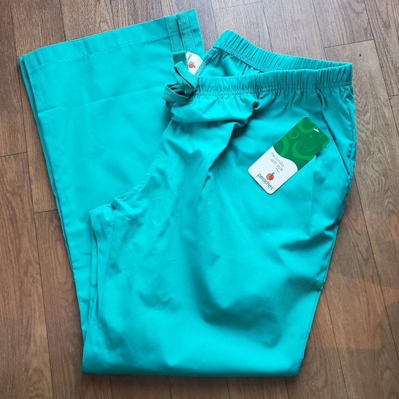Peaches 2xl plus size scrub pants new with tags